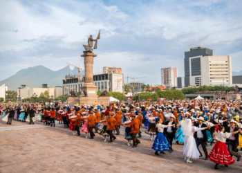 Más de mil bailarines cerrarán el Mitote Folklórico en Monterrey