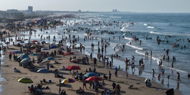 Tamaulipas supera 1.8 millones de turistas en vacaciones de verano