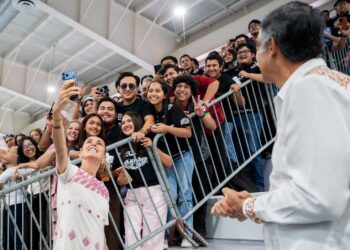 Se reúne Claudia Sheinbaum con jóvenes tamaulipecos: son el eje central del presente