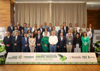 Tamaulipas participa en foro nacional para fortalecer el control vehicular y la coordinación fiscal