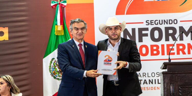 Anuncia Américo rehabilitación de carretera ejidal en Padilla