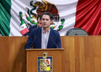 Piden blindar escuelas de Nuevo León contra robos