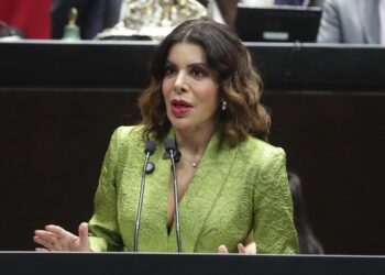 Buscan multar a vehículos con púas, cuchillas y otros aditamentos peligrosos