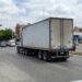Frenan a tráileres que se meten a Victoria sin permiso