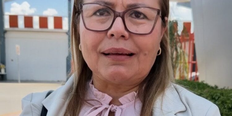 Kenia Garza pide voto libre en elección de Derecho de la UAT