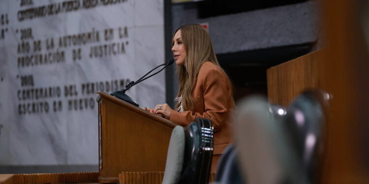 Congreso de NL exige atender adeudo de más de mil mdp a maestros jubilados