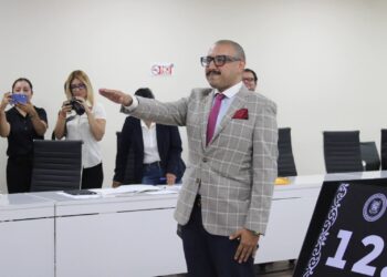 Toma protesta Domingo Herrera como consejero de la CODHET