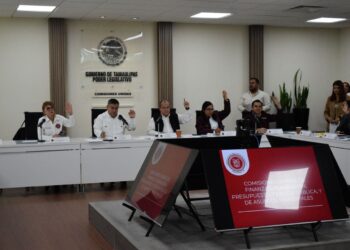 Congreso llama a cuatro municipios por aumentos al predial en 2027