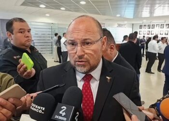 Villegas pone freno a las versiones de una candidatura
