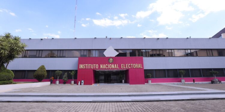 INE garantiza continuidad electoral ante salida de Taddei