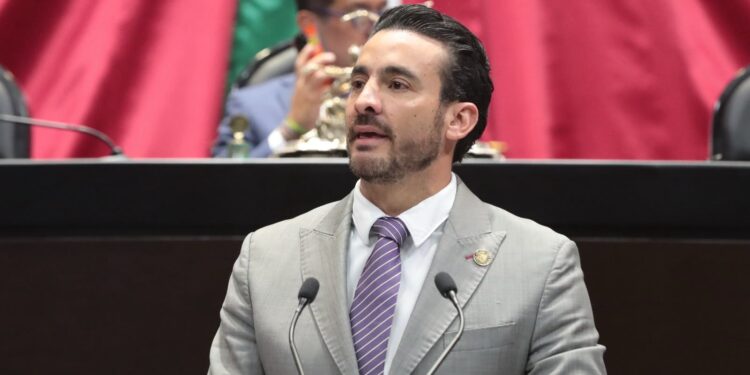 Buscan castigar a tutores que faciliten delitos a menores
