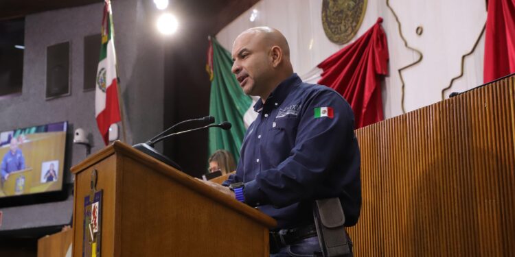Exigen rehabilitar carreteras del norte de Nuevo León