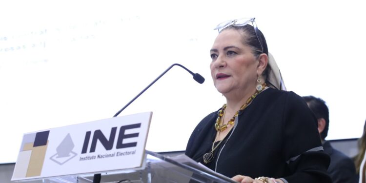 Taddei anuncia renuncia al INE en medio de señalamientos